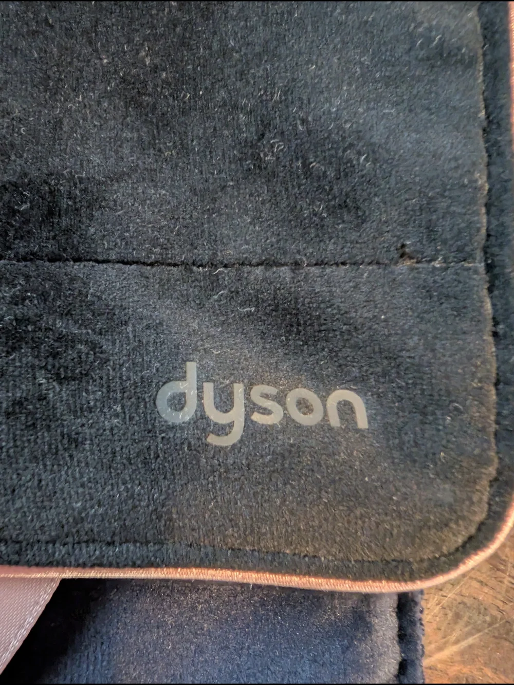 Dyson Airwrap Velvet Travel Pouch